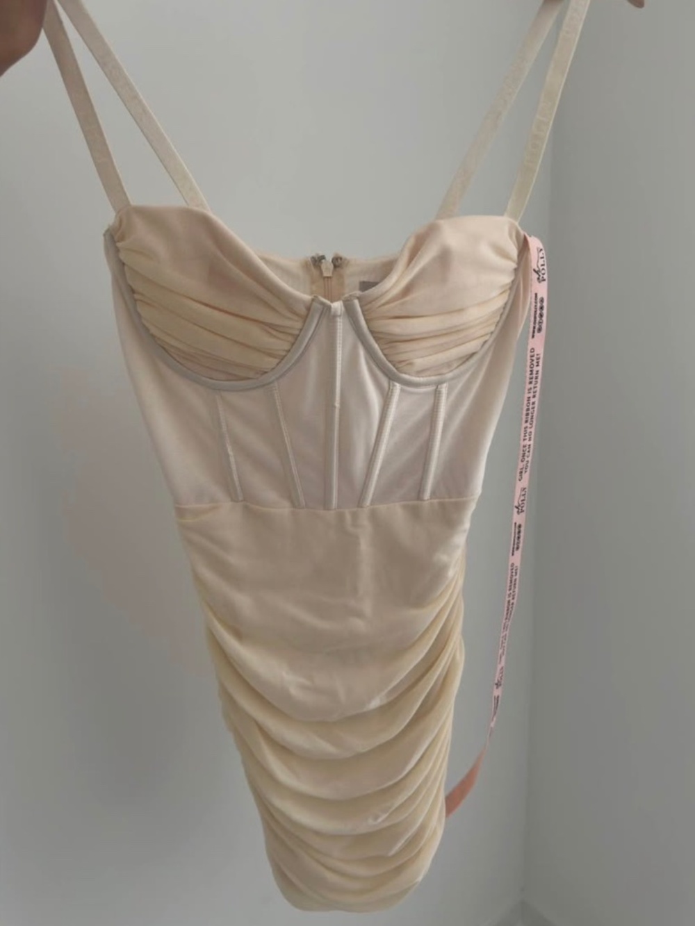 Oh Polly Dress - Brand New Never Worn - Picture 2 of 3